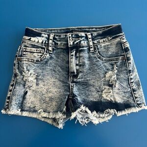 Contraband Girl’s Denim Shorts. Like New Condition. Size 14